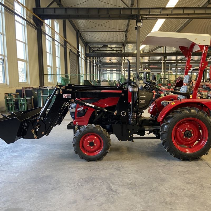 Gear Drive Wheel Tractor For Farming 2500 KG Heavy Duty Agriculture Machine CE Certified